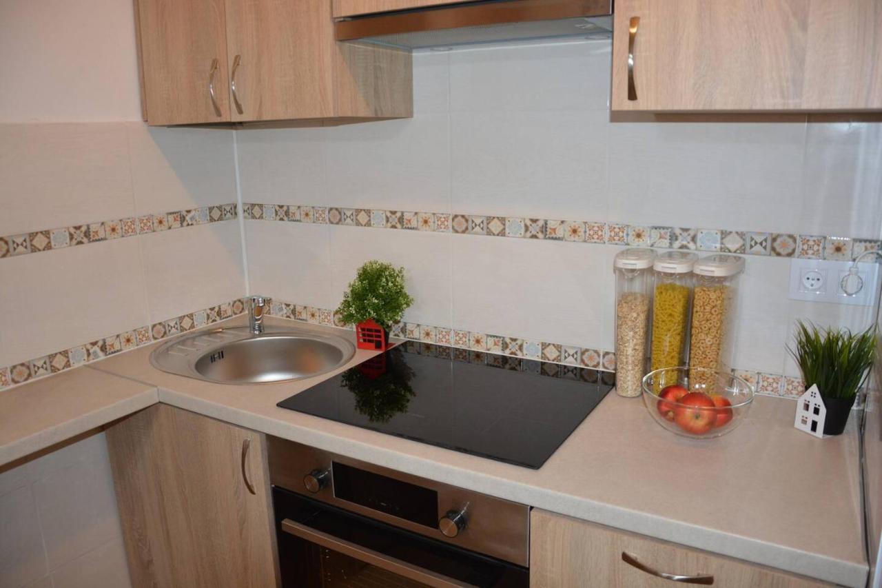Ohmyhome - Park Mirowski Apartment Warschau