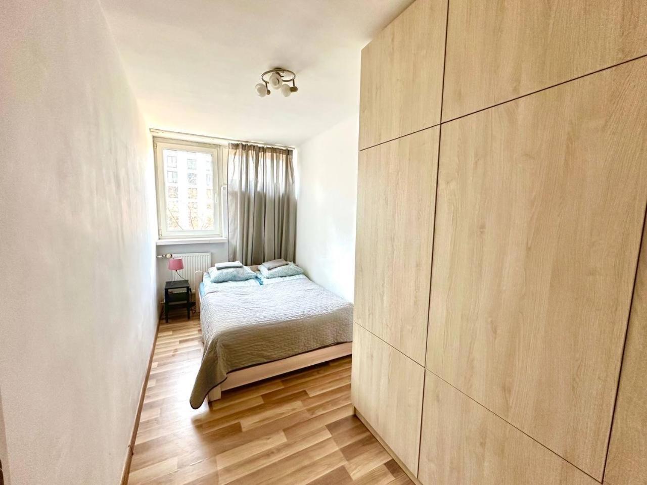 Ohmyhome - Graniczna *